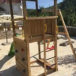 Vila - Lovely With Private Pool *