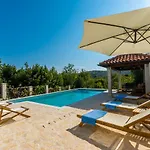 - Lovely With Private Pool Вилла