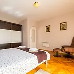 - Lovely With Private Pool Вилла *