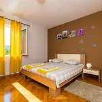 - Lovely With Private Pool Доли