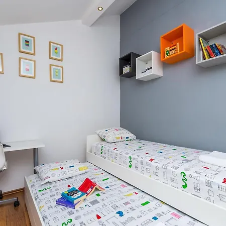 Willa - Lovely With Private Pool